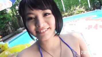 サマーヌード ～天然美少女と真夏の水着SEX!～ 1