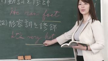声が出せない絶頂授業で10倍濡れる人妻教師　翔田千里