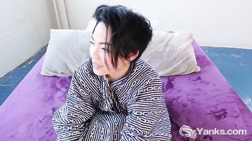 Yanks Asian Beauty Hope Gold Masturbating