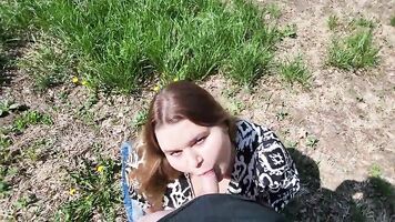 Big ass Stepsister let me fuck her hot pussy in the park early in the morning