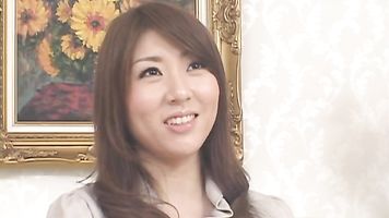 Sexy milf Mizuki Takaoka ripped pantyhose fucking.