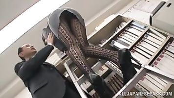 Talented Asian office lady in sexy pantyhose Arisa Misato fucked by boss.