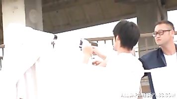 Sayuki Kanno blows her guy in a public place.